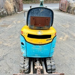 U-008ミニユンボ（ミニ油圧ショベル）です。