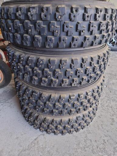 競技用 スパイク スタッド タイヤ  RE340R 195/65R15
