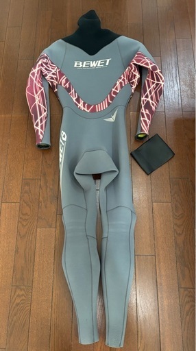 ビーウェット　BE WET ウェットスーツ