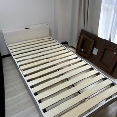 シングルベッド、マットレス付きの画像