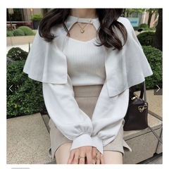 GRL ケープ付きニットトップスの画像