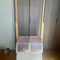 ニトリキッズー子供用ハンガーラック伸縮　 チェスト(三個) セッ...
