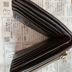 ALPHAの革財布の画像