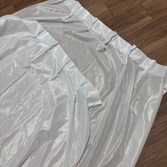 ニトリ　白レースカーテン　格子柄　半透明の画像