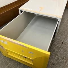 【受け渡し予定者決定】スチールのケースの画像