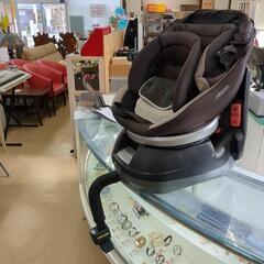 チャイルドシート☆Combi☆茶色・説明書あり【浜村鹿野温泉ICから3分 買取本舗、 宮本リサイクル 営業時間9～19時 定休日水曜のみ←連絡できませんm(_ _)m】の画像
