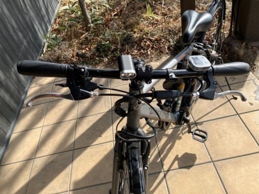 ブリヂストン　電動アシスト自転車　TB7B42