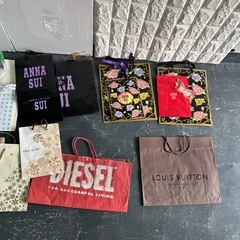 ブランド紙袋まとめ売りの画像