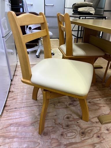 売れ筋商品!! 激安家具!! ニトリ 4人掛け ダイニングテーブル＆チェア×4脚セット 回転チェア 