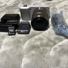 SONY NEX3白の画像
