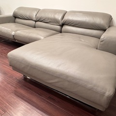 formax（フォルマックス）グレー レザー L字型ソファ 使用感あり【横浜市戸塚区】の画像