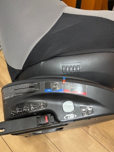 都内近隣まで運べます【美品】ISOFIX Joie ジョイー アーク 360° チャイルドシート