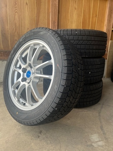 中古スタッドレスタイヤホイール付き225/50R17 94Q 履き替え無料