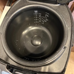 炊飯器の画像
