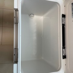 シマノ クーラボックス NF-322V フィクセル ベイシス 22L ホワイトの画像