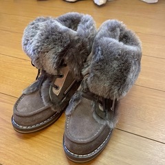 値下げ‼️ファー付きブーツ