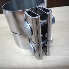 美品 BMW 純正パーツ テールパイプクランプ 18-30-7-560-781 2個 中古 Clamping Bush 苫小牧西店の画像