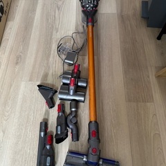 ダイソン　Dyson 掃除機　2017年製