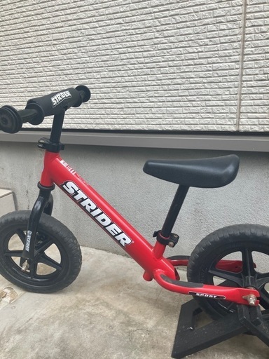 【決まりました】ストライダー　スポーツ　国産正規品　スタンド付