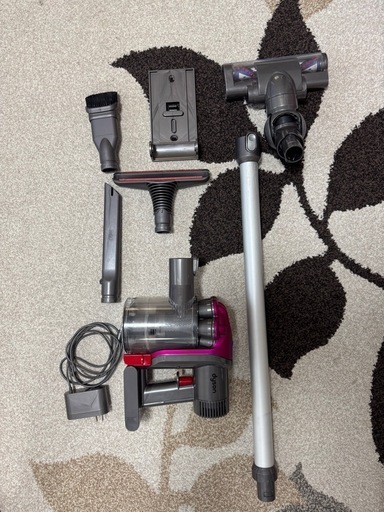 Dyson ダイソン　コードレス掃除機DC35