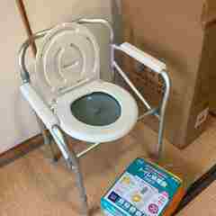 ポータブル　トイレ　の画像