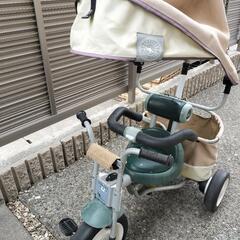 相談中　ides　三輪車　手押し車　フォレスト