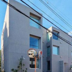 初期費用なんと15万円！！ JR山手線目黒駅まで徒歩18分♪ さらに家賃２ヶ月無料！！ ピカピカの新築です！ Wi-Fi無料、バストイレ別、独立洗面台、ウォシュレット、浴室換気乾燥機など人気の設備♪ 渋谷駅・五反田駅までバス１本！希望者にクローゼット家具設置致します! （次回更新予定日3月5日）の画像