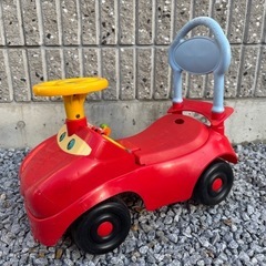カーズ　足けり乗用玩具　車　乗り物　子供 