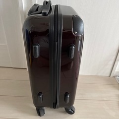 【引取決定】キャリーケース(小さめ)の画像