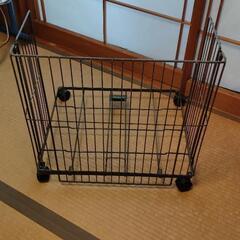 ストーブガード　ヒーターガード　中古　安全　火傷対策　ペット