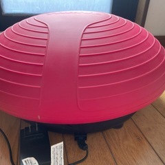 【美品】THRIVE(スライヴ) 電動 バランスボーイ レッド フィットネス機器
の画像