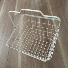 ワイヤーカゴ