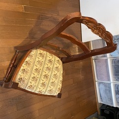 アンティーク　木製　チェアの画像
