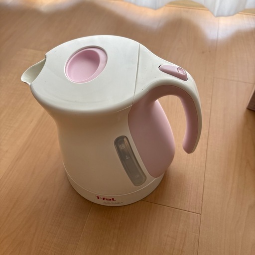 ティファール電気ケトル\n