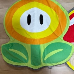 スーパーマリオ　ラグ　2枚セット　ファイヤーフラワー　キノコの画像