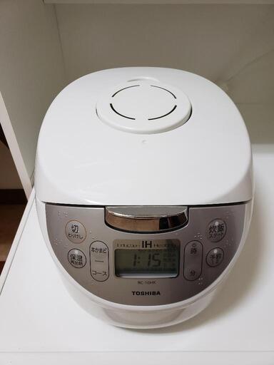 TOSHIBA  炊飯器