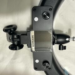 NEEWER LEDリングライト RP18S 撮影用照明 自撮り 三脚の画像