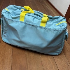旅行バック　水色の画像