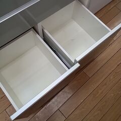 ★ジモティ割あり★ 真保家具店 ステントップキッチンボード シルバー/ホワイト H95×D45×W85 クリーニング済み TK4307の画像
