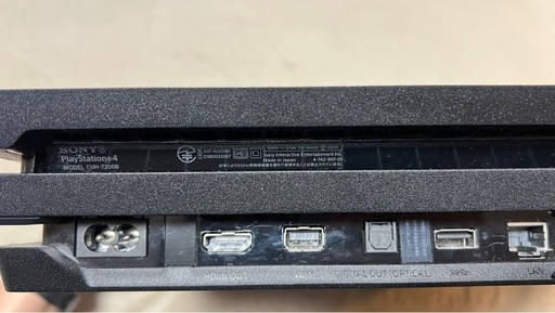 PS4 pro 1TB 美品
