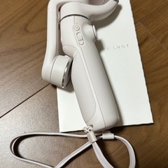 DJI OM 5 スマホスタビライザーの画像