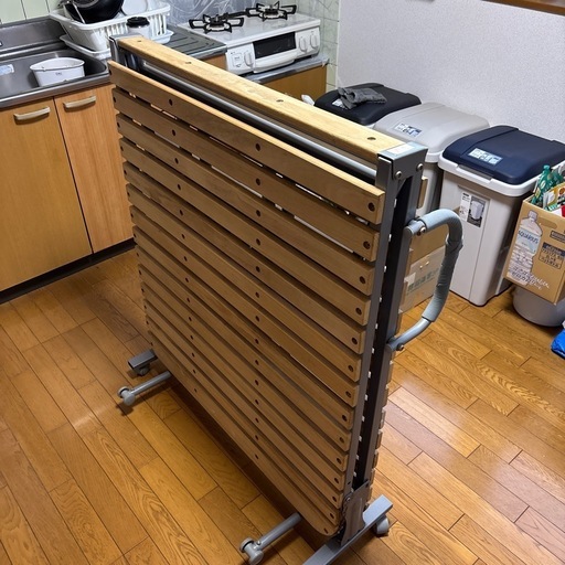 折りたたみシングルベッド\n