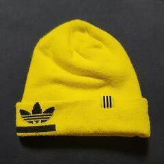 adidas　ニット帽の画像