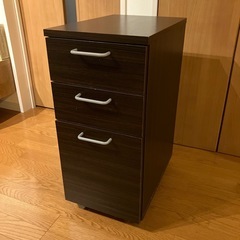 デスク下　収納棚　ニトリ