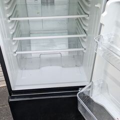 U-ING ユーイング 110L 冷凍冷蔵庫 UR-F110H 2ドア冷蔵庫 動作品 2017年製②の画像