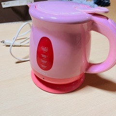 電気ケトル　ピンク
