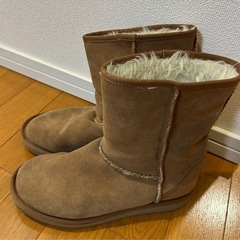 ムートンブーツ　VANS 24.5-25