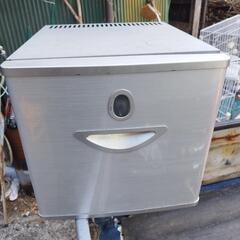 電気冷蔵庫　キャンプ用