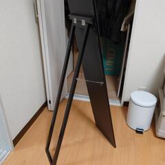 スタンドミラー（黒、150cm×27cm）の画像