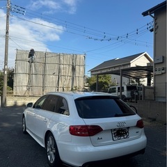 アウディA4 アバント　安い！の画像